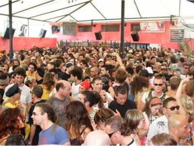 Circoloco feest DC 10 op Ibiza