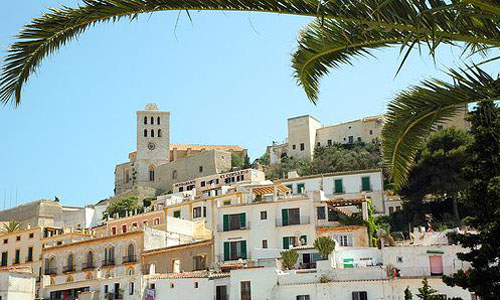  Kathedraal van Ibiza op de heuvel van Dalt Vila
